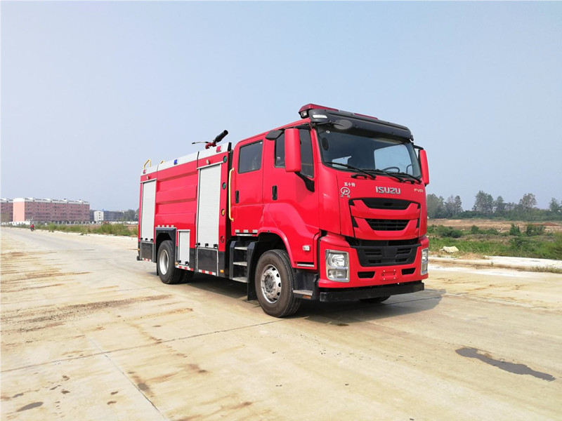 五十鈴6噸泡沫消防車(chē)