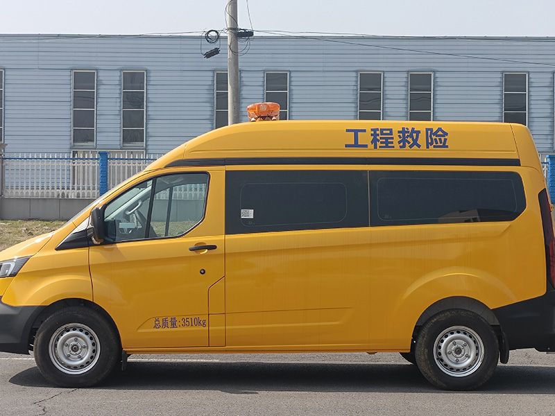 福特V362氣防救險(xiǎn)車(chē)