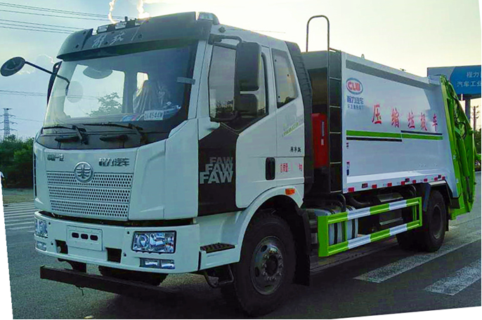 解放J6，13方壓縮垃圾車