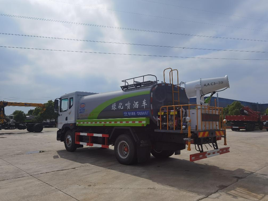 D9系列14.17方綠化噴灑車(chē)