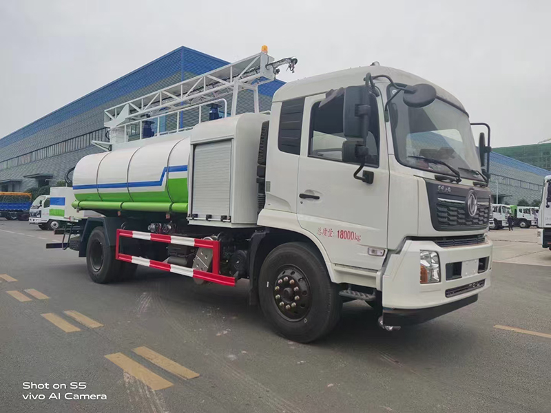 天錦230馬力鐵路抑塵車(chē)